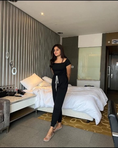 Independent Call Girls in Lemon Tree Hotel