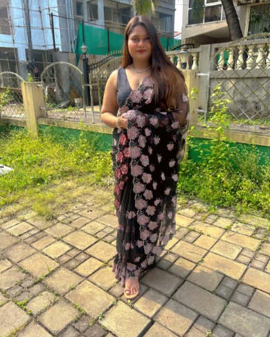 high profile Call Girls in Lemon Tree Hotel
