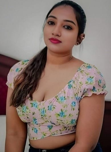 female Call Girls in Lemon Tree Hotel